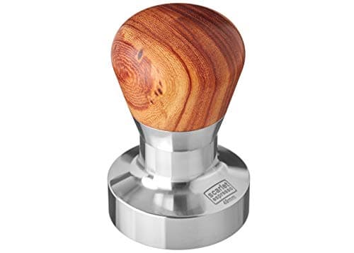 Scarlet Espresso Tamper | Ergonomique et Precision pour Barista - Manche en PVC ou Bois Précieux - Base Acier Inoxydable