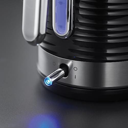 Bouilloire électrique Russell Hobbs Design & Performance Noir Ébullition Rapide 2400W