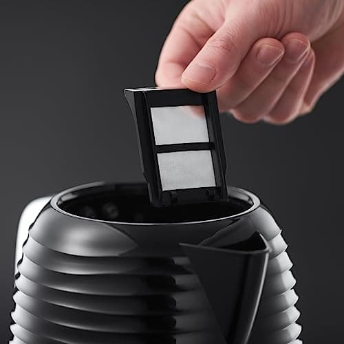 Bouilloire électrique Russell Hobbs Design & Performance Noir Ébullition Rapide 2400W