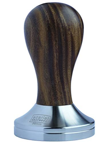 Scarlet Espresso Tamper Classique avec Manche Ergonomique en Bois Précieux pour Baristas et Amateurs d’Expresso Parfait
