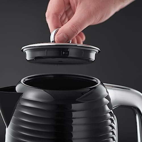 Bouilloire électrique Russell Hobbs Design & Performance Noir Ébullition Rapide 2400W